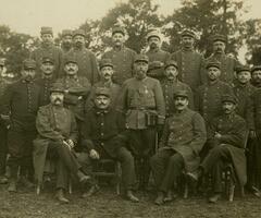 1914.08-Soldats-avant-le-depart-pour-le-front-photographie.jpg