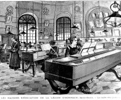 La-salle-des-pianos-de-la-maison-d-education-de-la-Legion-d-honneur-Saint-Denis.jpg