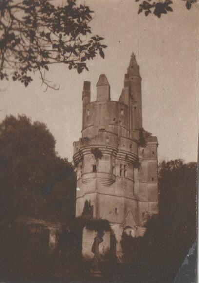 Donjon du château de Septmonts (photographie)
