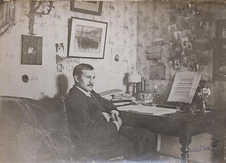 Gabriel Dupont dans son bureau au Véniset
