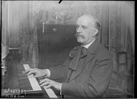 Louis Vierne à l'orgue